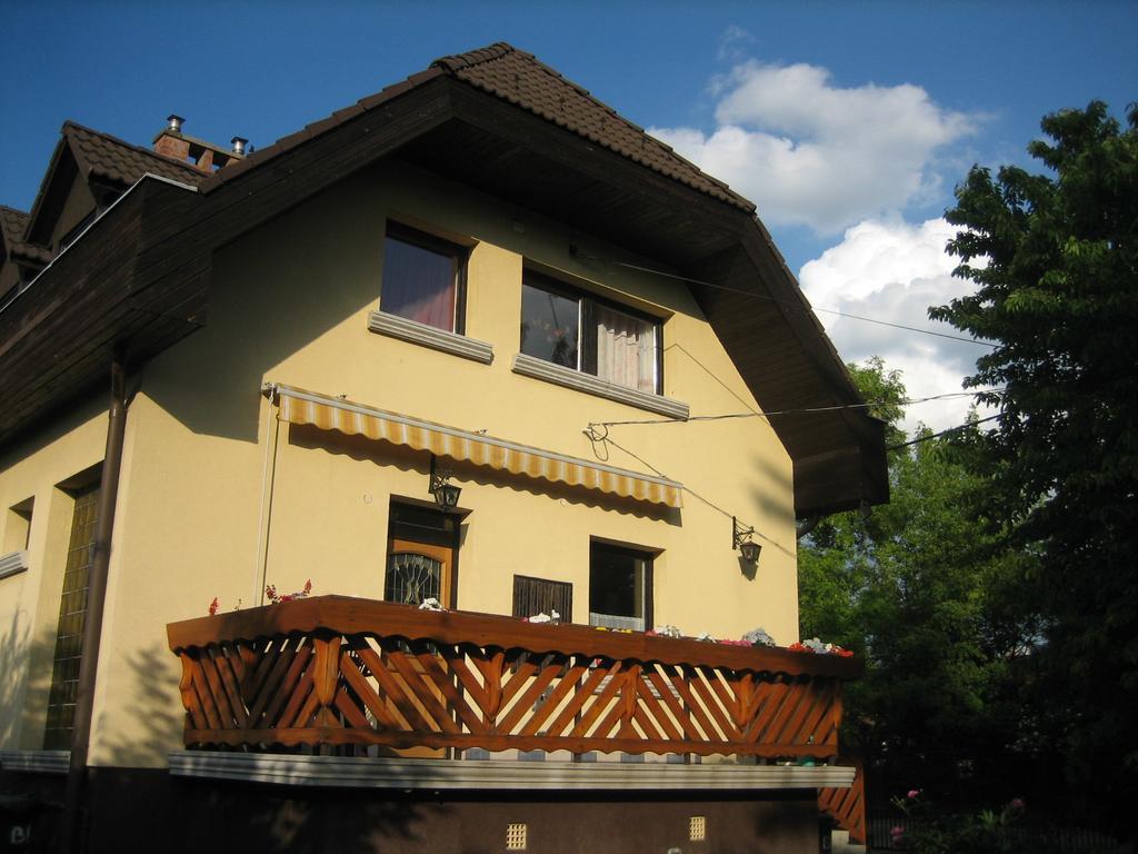 St. Michael Apartman Budapesta Exterior foto